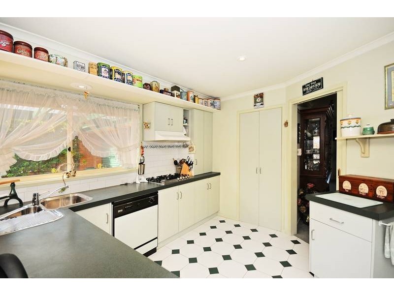 9 Dumfries Court, Torquay VIC 3228