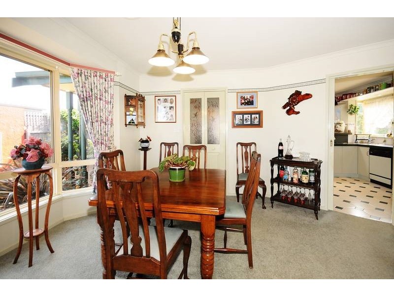 9 Dumfries Court, Torquay VIC 3228