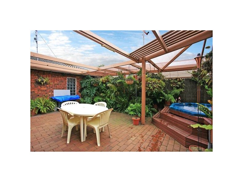 37 Golden Beach Way, Torquay VIC 3228