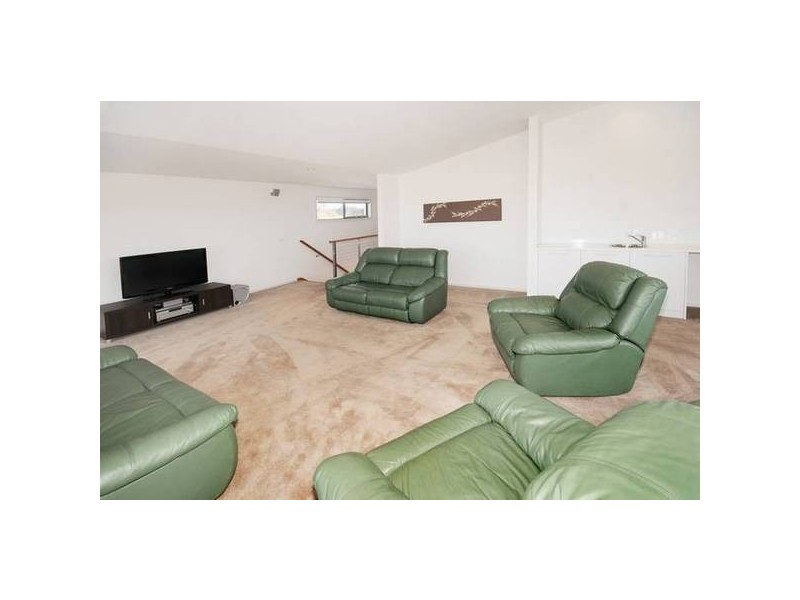 16 Centreside Drive, Torquay VIC 3228
