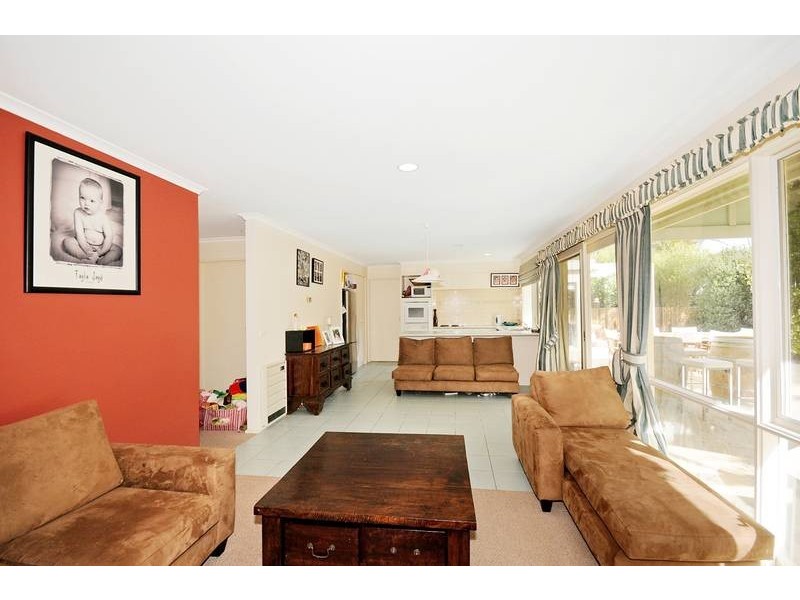 51 Glaneuse Avenue, Torquay VIC 3228