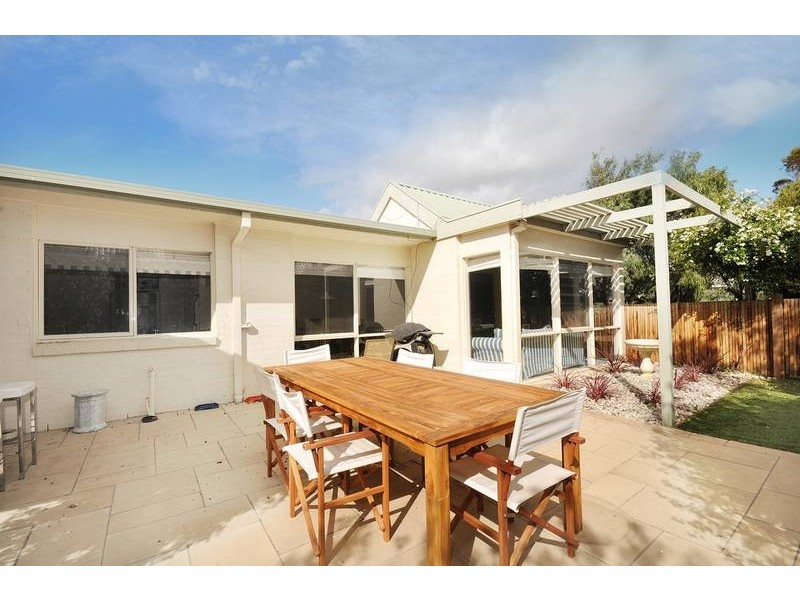 51 Glaneuse Avenue, Torquay VIC 3228