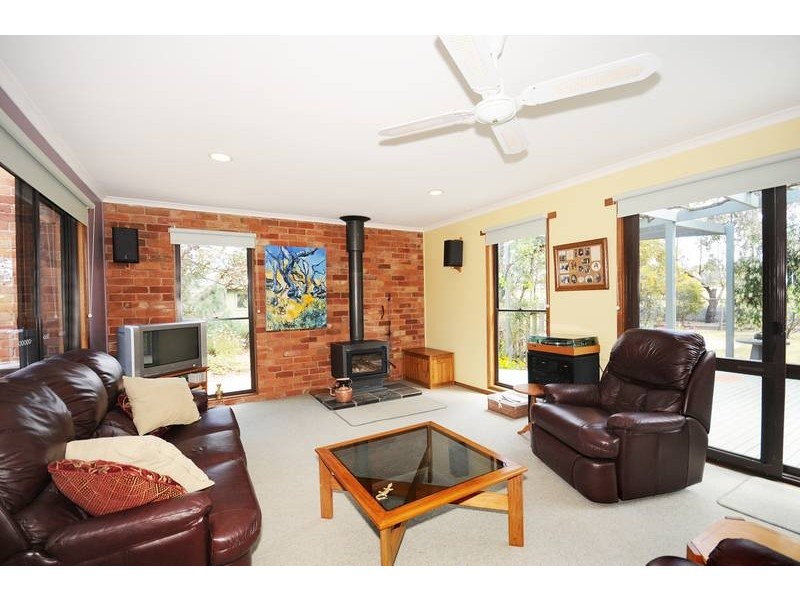 12 Kalkarra Crescent, Mount Duneed VIC 3216