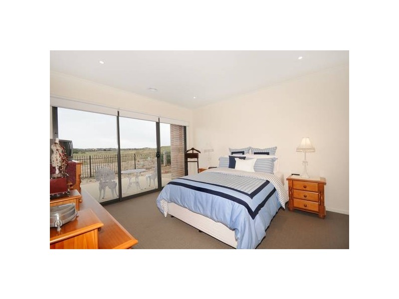 40 St Georges Way, Torquay VIC 3228