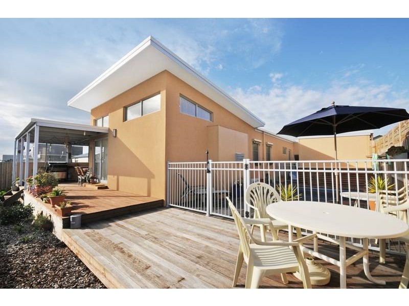 15 Lorama Street, Torquay VIC 3228