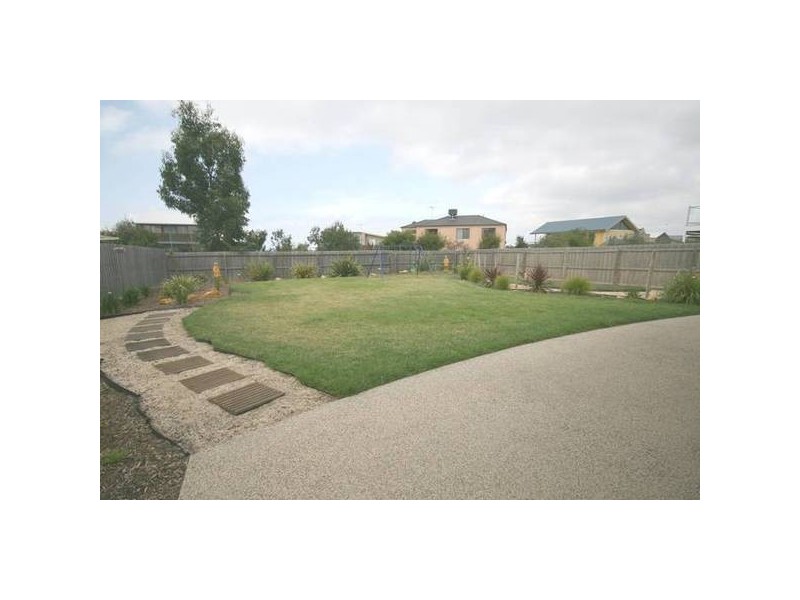 19 Conside Crescent, Torquay VIC 3228