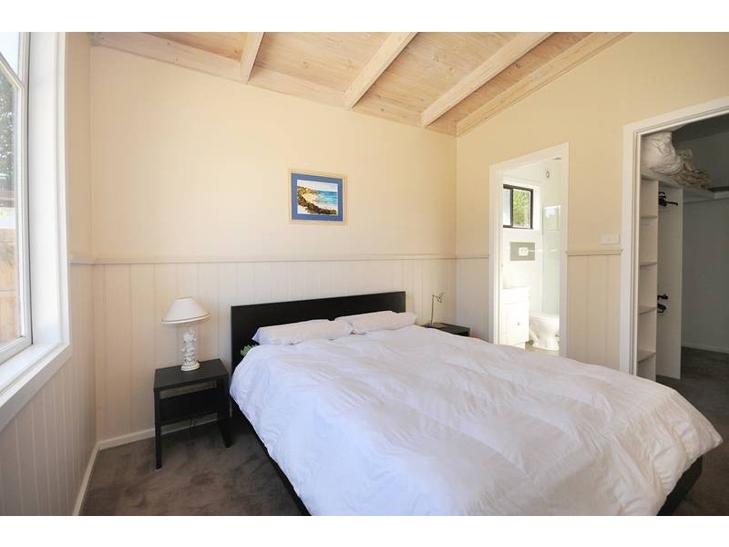 4 Grandview Road, Torquay VIC 3228