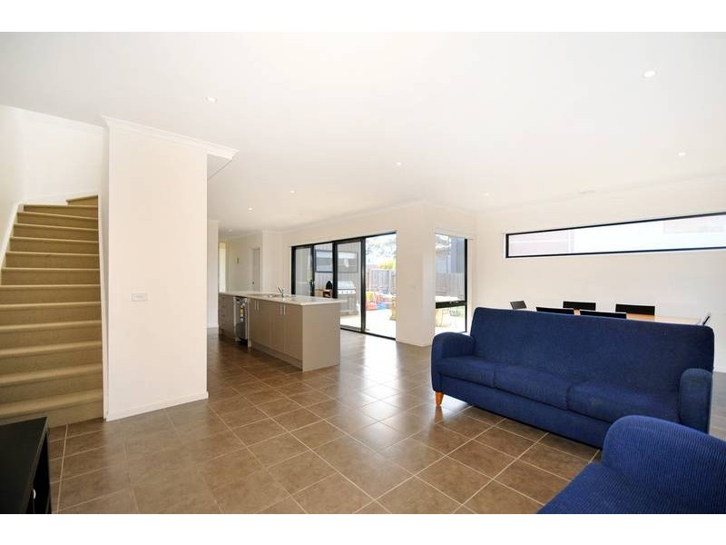 8 Baden Court, Torquay VIC 3228