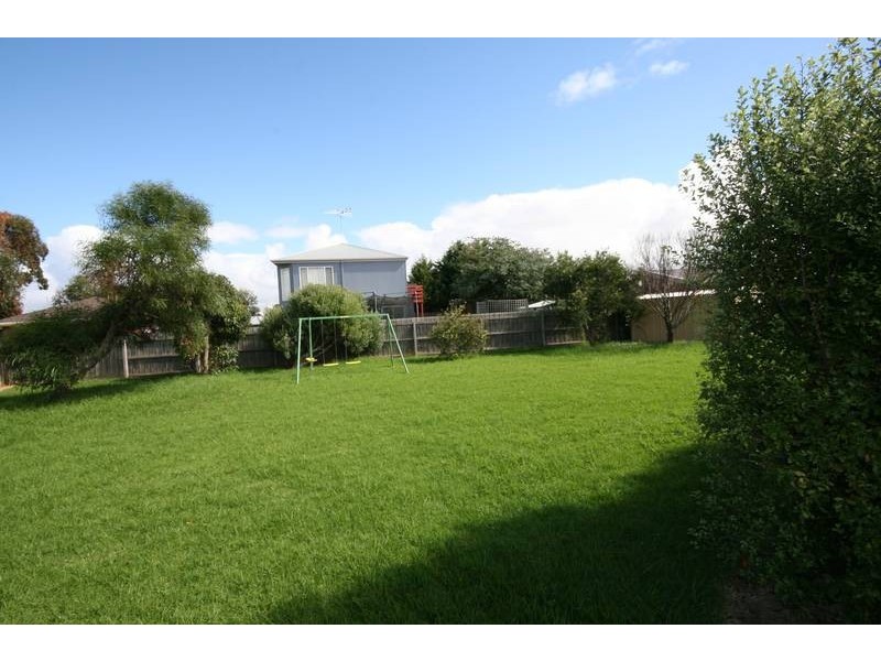 1 Hani Court, Torquay VIC 3228