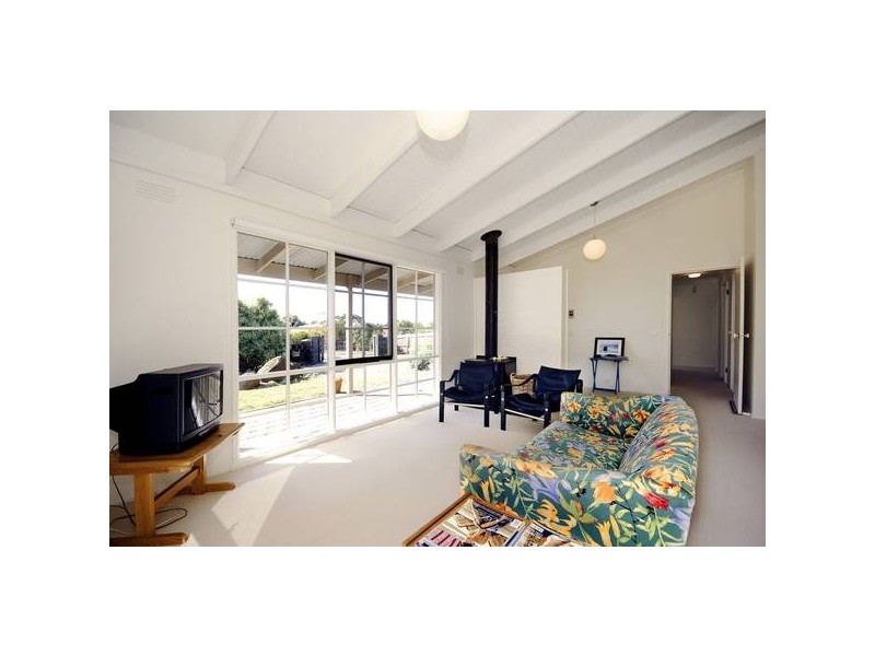 8 Nestor Court, Torquay VIC 3228