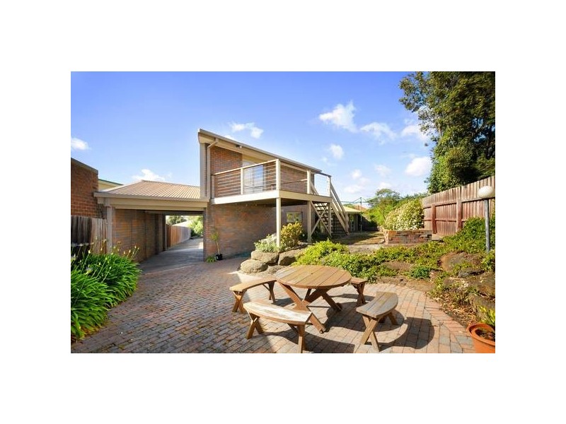 8 Nestor Court, Torquay VIC 3228