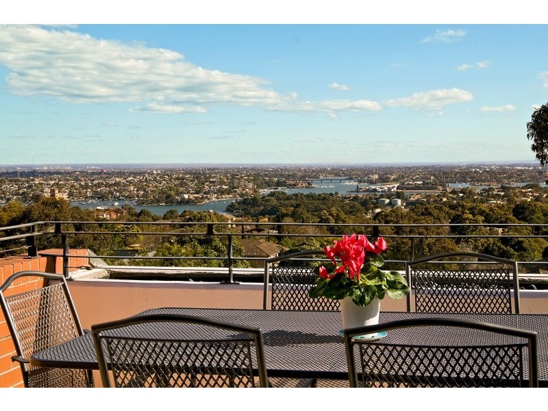 64/236 Pacific Highway, Crows Nest NSW 2065