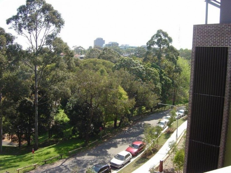 D509/12 Duntroon Avenue, St Leonards NSW 2065