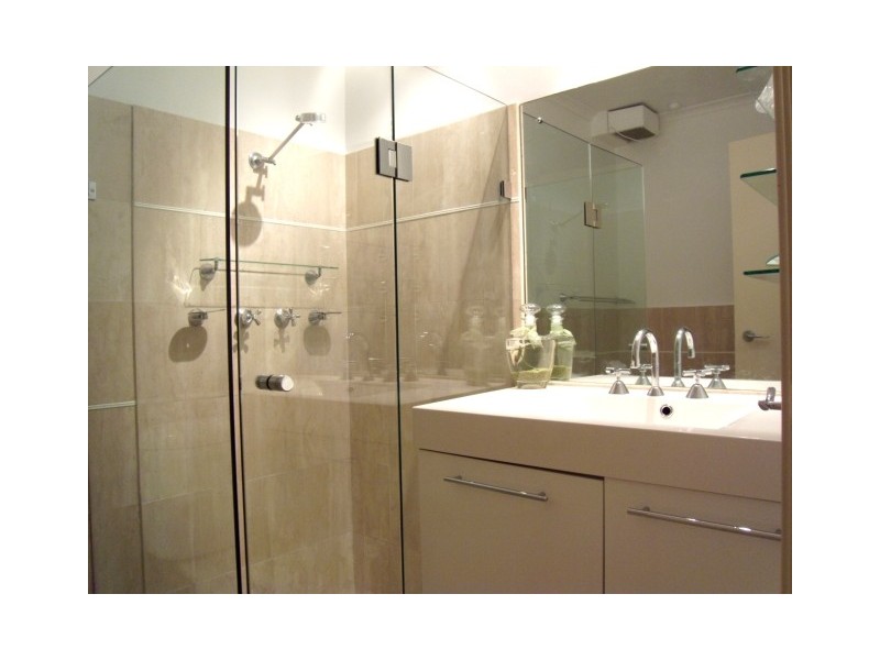 12/2 Bent Street (also known as 12/373 Alfred St Nth), Neutral Bay NSW 2089
