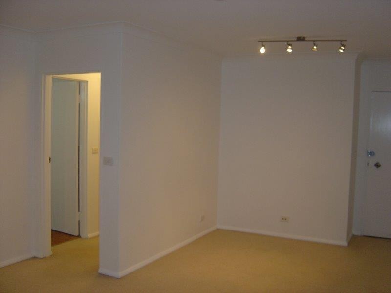 28/5 Hume Street (Cnr River Lane), Wollstonecraft NSW 2065