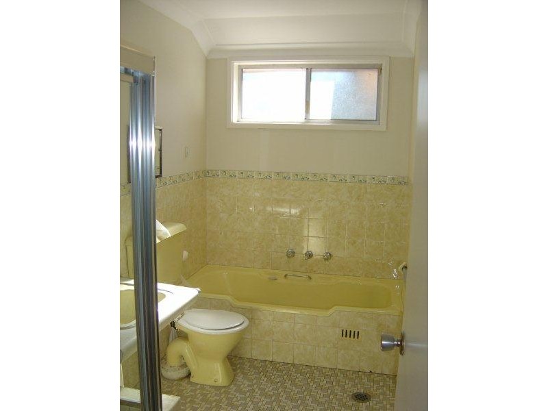 44 Caprera Road, Northmead NSW 2152