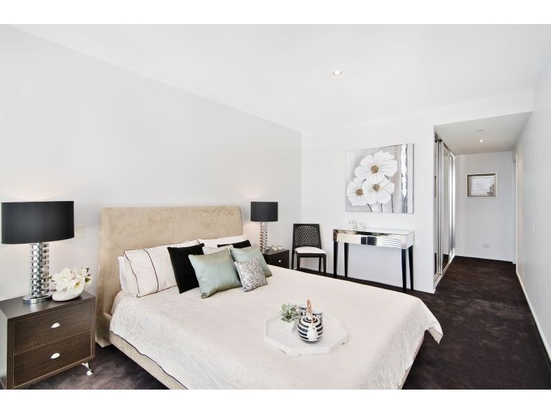 W1306/599 Pacific Highway, St Leonards NSW 2065