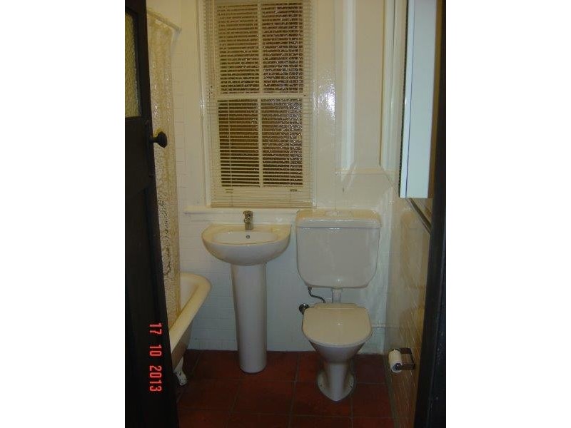 2/46 Waiwera Street, Mcmahons Point NSW 2060