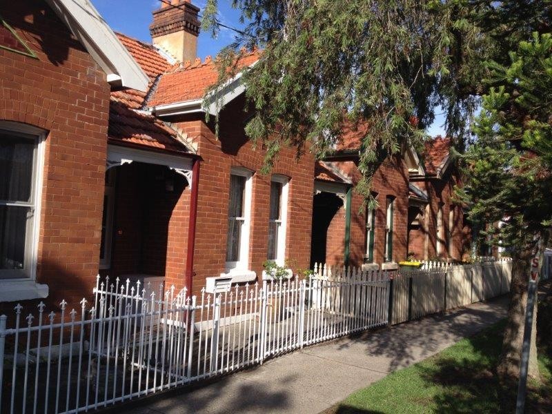 18 Holtermann Street, Crows Nest NSW 2065