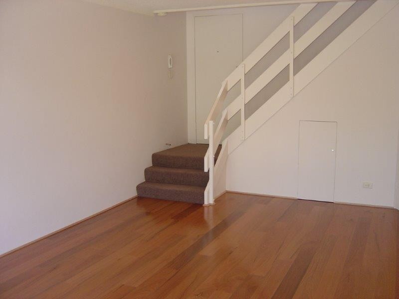 1/32-36 Christie Street (Enter off Oxley Street), Wollstonecraft NSW 2065