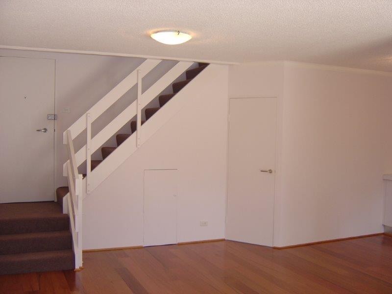 1/32-36 Christie Street (Enter off Oxley Street), Wollstonecraft NSW 2065