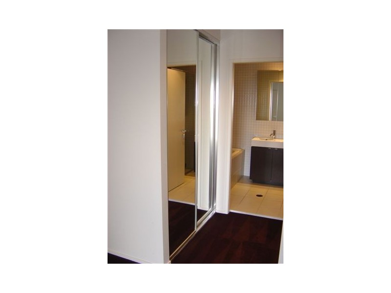 E701/599 Pacific Highway, St Leonards NSW 2065