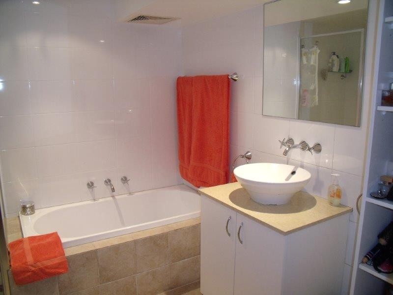 19/30 Morton Street (cnr Rocklands Road), Wollstonecraft NSW 2065