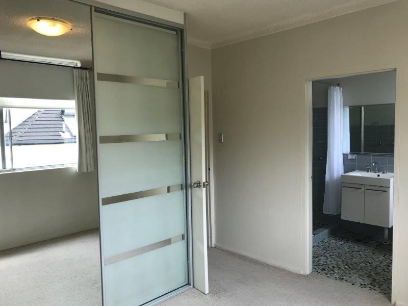 2D/11 River Road, Wollstonecraft NSW 2065