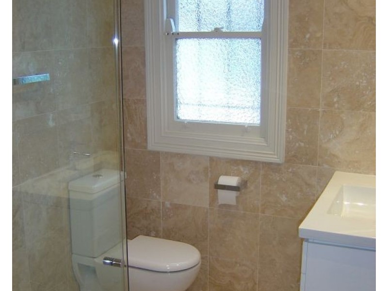 1/150 Falcon Street (Cnr Rodborough Avenue), Crows Nest NSW 2065