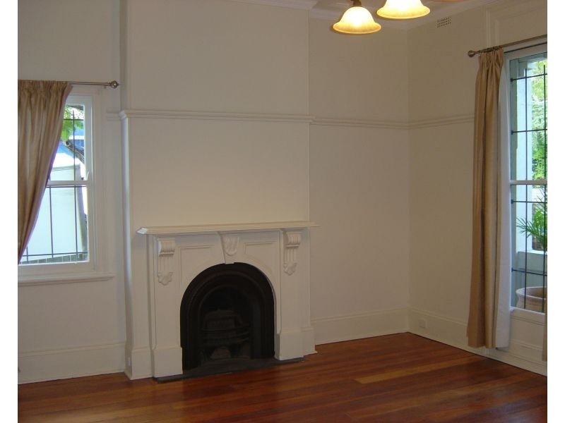 1/150 Falcon Street (Cnr Rodborough Avenue), Crows Nest NSW 2065