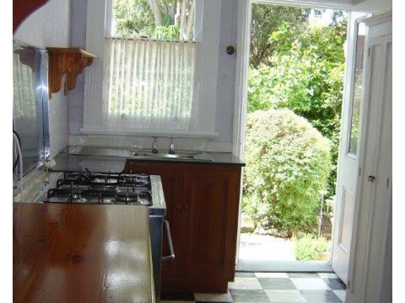 18 Holtermann Street, Crows Nest NSW 2065