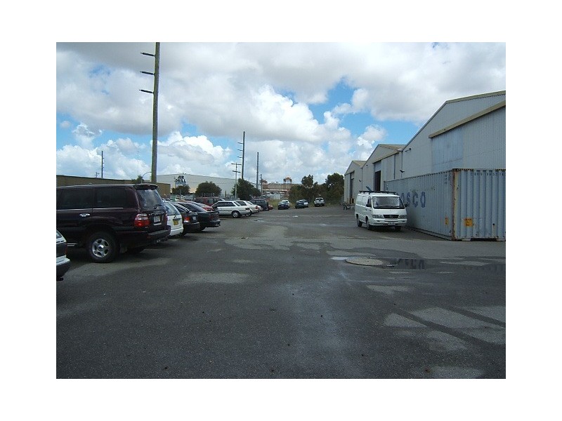 62 Banksia Road, Welshpool WA 6106