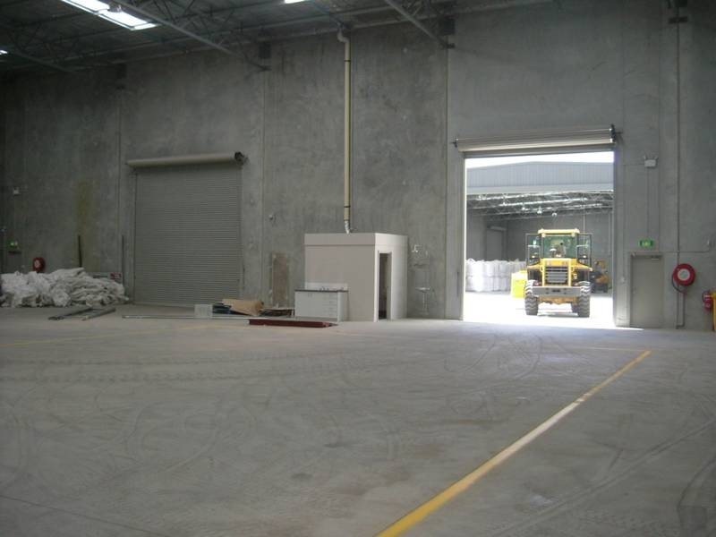 2/215 Barrington Street, Bibra Lake WA 6163