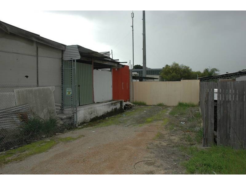 6 Vivian Street, Burswood WA 6100