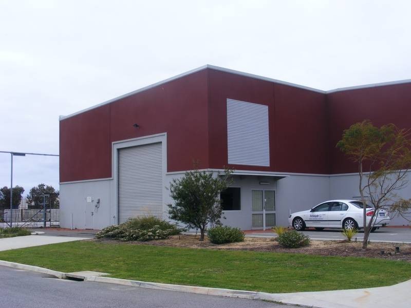 1/2 Baltic Court, Maddington WA 6109