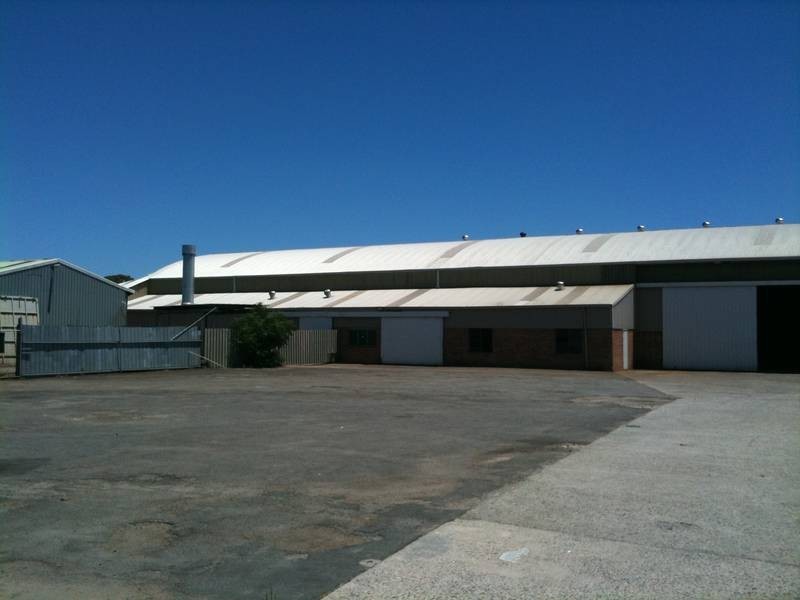 24/24B-283 Treasure Road, Welshpool WA 6106