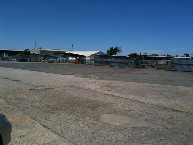 24/24B-283 Treasure Road, Welshpool WA 6106