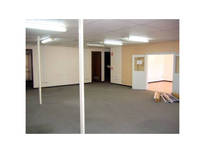 Kurnall Road, Welshpool WA 6106