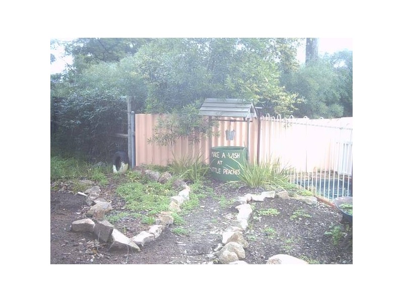 16 Banksia Street, Walliston WA 6076