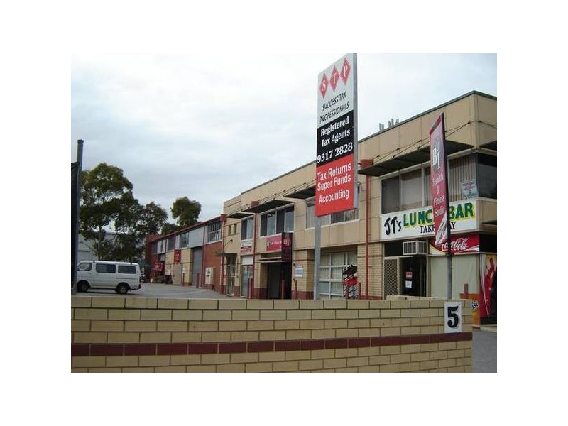 2B/5 Hayden Court, Myaree WA 6154