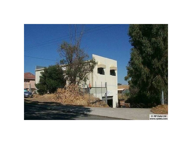 LOWER 28 ROBINSON AVENUE, Belmont WA 6104