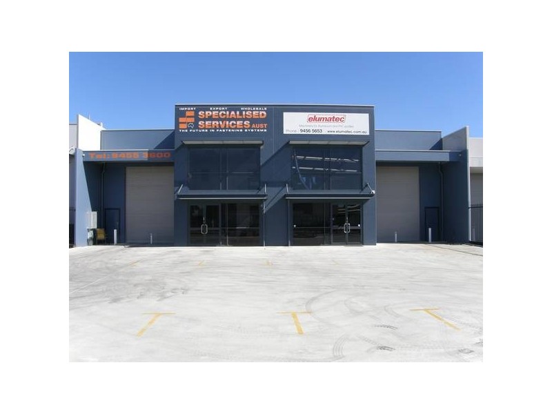 16 TACOMA CIRCUIT, Canning Vale WA 6155