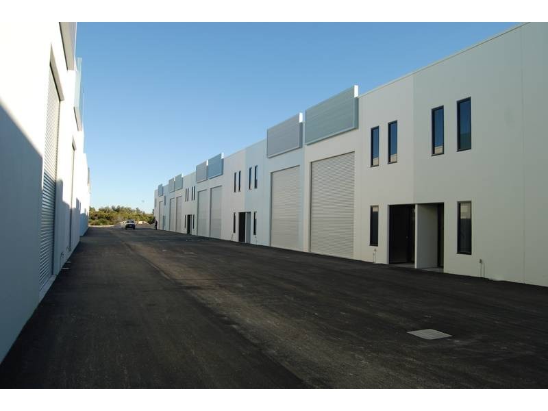 15/8 Pickard Avenue, Rockingham WA 6168