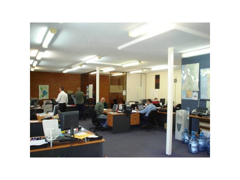 19 ROBINSON AVENUE, Belmont WA 6104