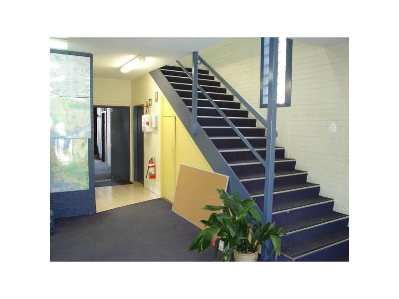 19 Robinson Avenue, Belmont WA 6104