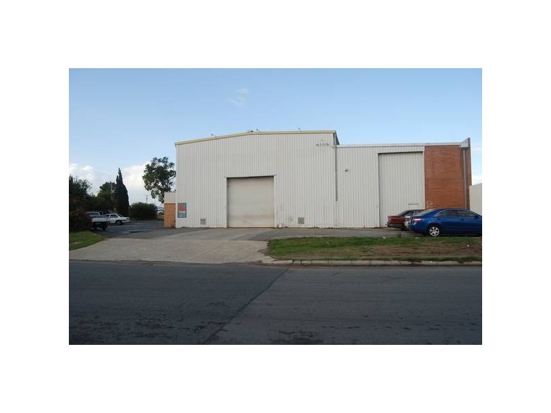 65 Miguel Road, Bibra Lake WA 6163