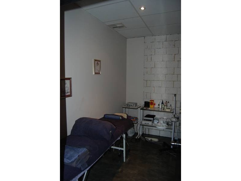 12 BLACKBURN STREET, Maddington WA 6109