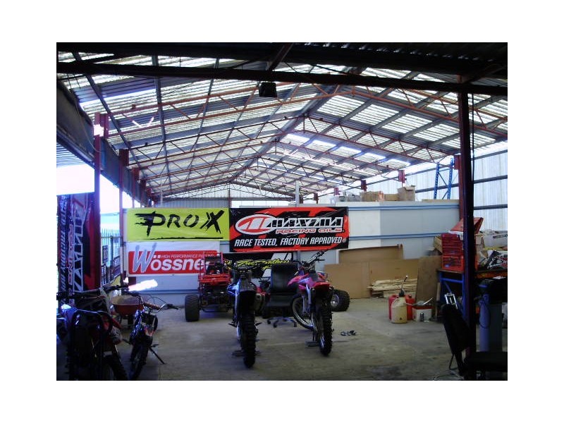 1915 Albany Highway, Maddington WA 6109