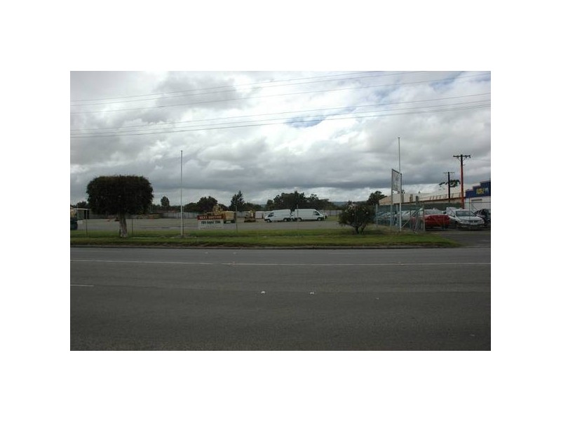 1738 Albany Highway, Kenwick WA 6107