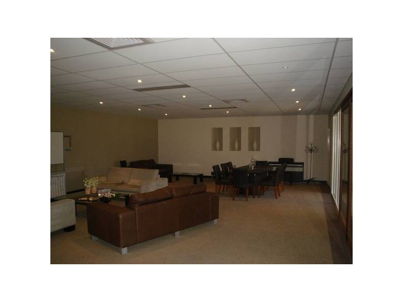 9/B Finlay Place, Wangara WA 6065